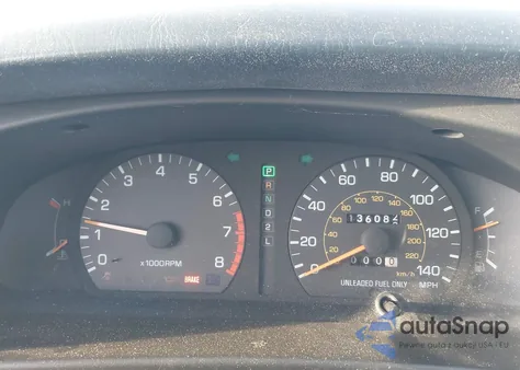 1992 Toyota Camry Xle z USA, uszkodzony, nr VIN JT2VK13E4N0114452